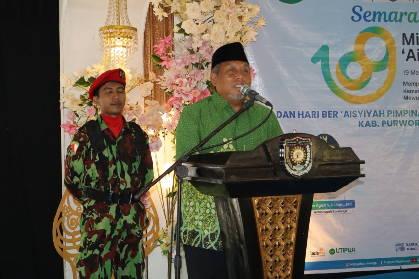 Ketua PP Muhammadiyah: AI Tak Bisa Gantikan Guru dalam Mendidik Akhlak