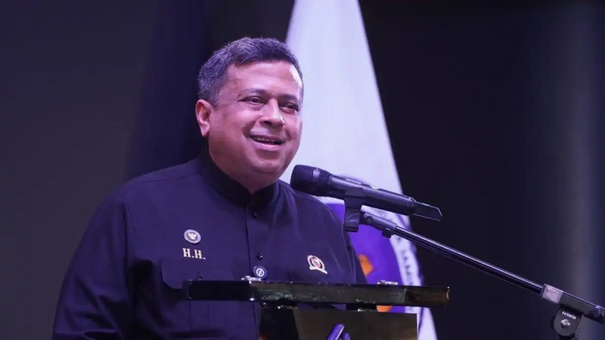 Tak Cuma Makanan dan Minuman, Kosmetik hingga Alat Tulis Wajib Bersertifikat Halal Mulai Oktober 2026