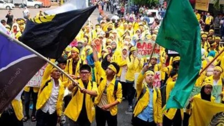 BEM UI dan Sejumlah Perguruan Tinggi Gelar Demo di Bundaran HI, Sampaikan 5 Tuntutan