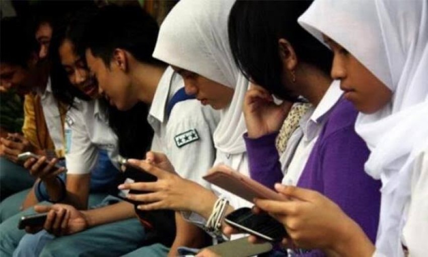 Penggunaan Gawai di Sekolah Kini Dibatasi, Menyusul Beredarnya SE Mendikdasmen