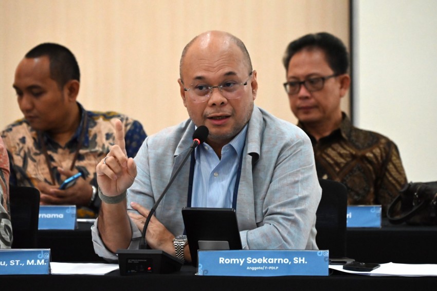 Usul DPR Soal MBG: Transfer Tunai Rp15.000 atau Dikelola Kantin Sekolah
