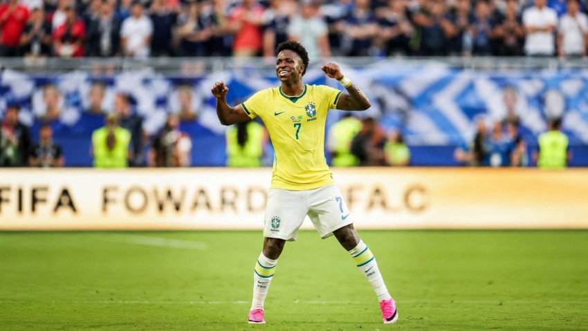 Real Madrid Beri Ultimatum Vinicius: Mau Perpanjang Kontrak atau Siap Dijual Musim Panas Ini