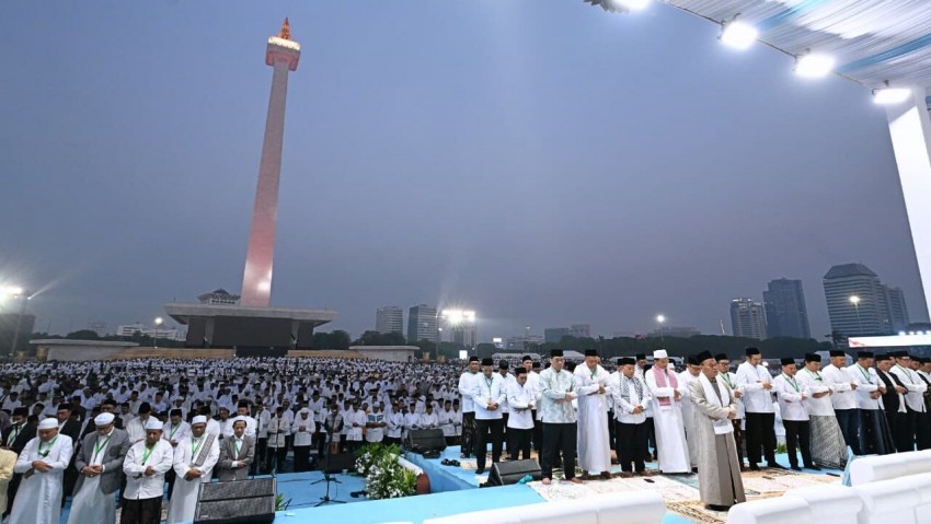100.000 Jemaah Hadiri Zikir dan Doa Kebangsaan di Monas, Wujud Syukur atas Kemerdekaan Indonesia