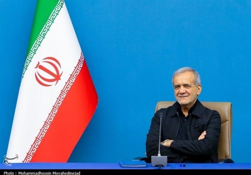 Presiden Iran Tepis Rumor Pengunduran Diri dan Tegaskan Tak Berkonflik dengan Mojtaba Khamenei