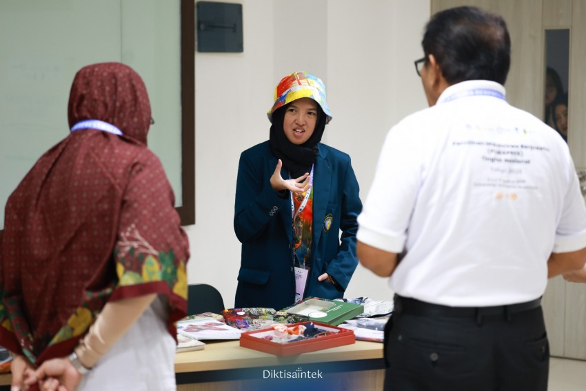 Athaya Raih Penghargaan Wirausaha Seni Berdampak di Pilmapres Nasional 2026