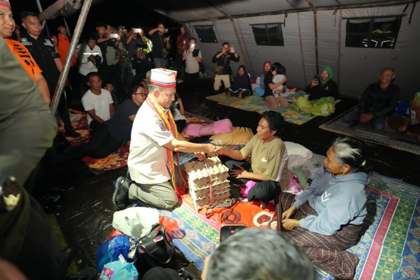 Kunjungi Manggarai Timur, Mendagri Pastikan Percepatan Pemulihan Wilayah