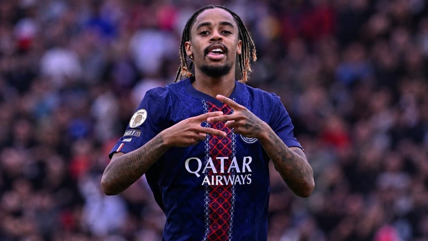 Liverpool Tunda Pengejaran Bradley Barcola, Risiko Kesalahan Mahal Terulang