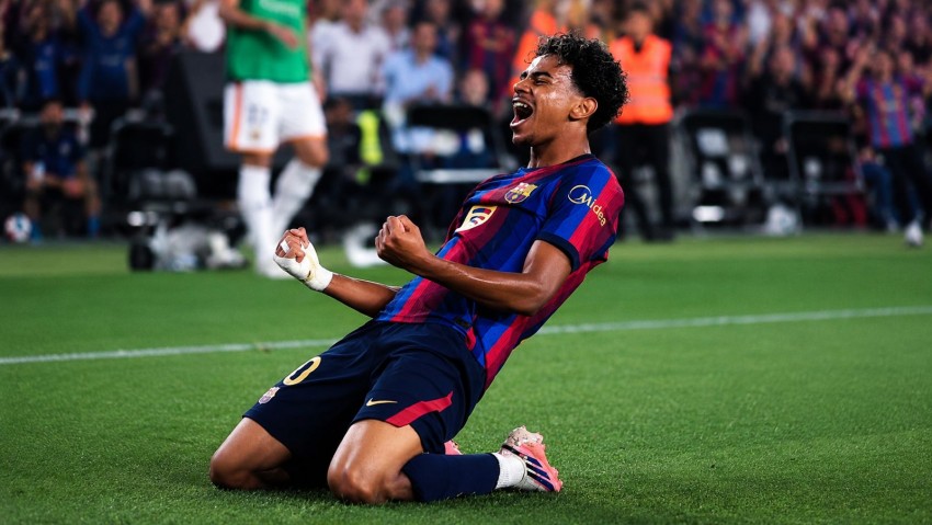 Lamine Yamal Ajaib, Salip Rekor Messi, Jadi Pemain Termuda Barcelona yang Cetak 50 Gol