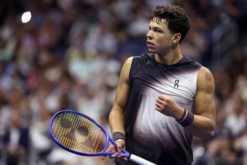 Ben Shelton Si Service Gledek Manfaatkan Dukungan Publik untuk Taklukkan Hurkacz di US Open