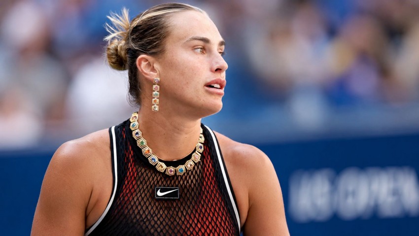 Terlalu Perkasa, Sabalenka Yang Tampil Glamor Hancurkan Polina Iatcenko dalam 54 Menit ke Babak Ketiga US Open