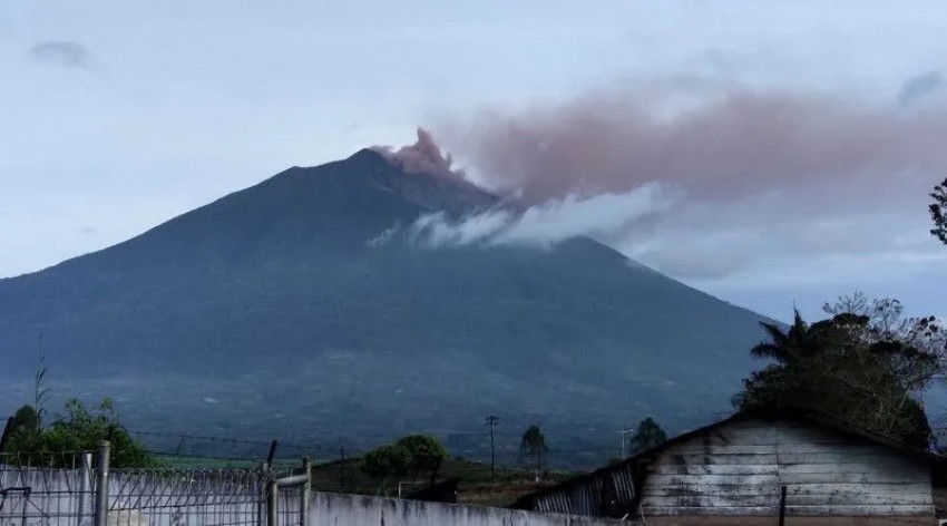 BMKG Imbau Masyarakat Gunakan Masker Lindungi Saluran Pernapasan