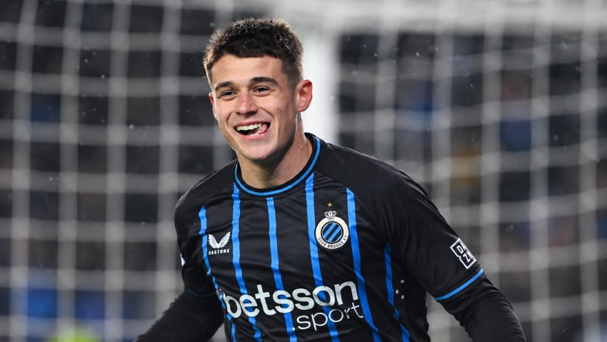 Man Utd Incar Striker Berbandrol 910 Miliar untuk Gantikan Joshua Zirkzee, Soal Kontrak Baru Martinez Urusan Gampang