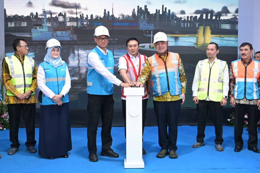 PLN dan Pelindo Resmikan OPS Tanjung Priok, BBM Kapal Hemat hingga 60 Persen