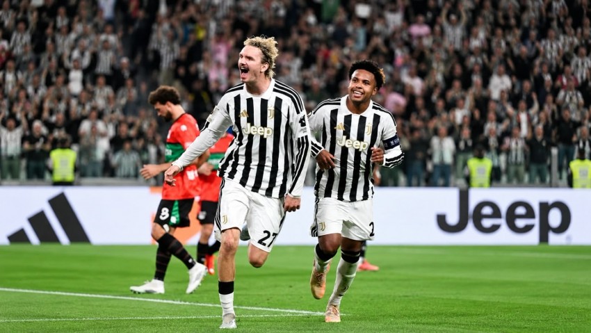 Nico Gonzalez Relakan Penalti untuk Woltemade demi Gol Perdana di Juventus