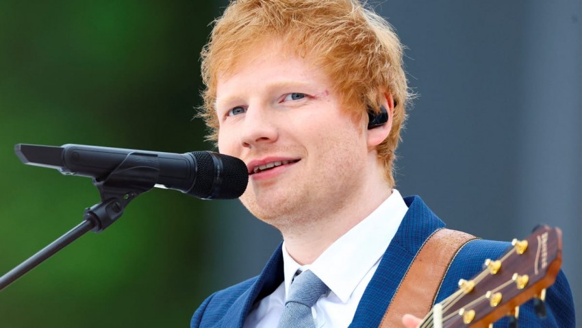 Ed Sheeran Mengaku Salah dan Minta Maaf di Atas Panggung, Menyusul Kontroversi Makin Meluas