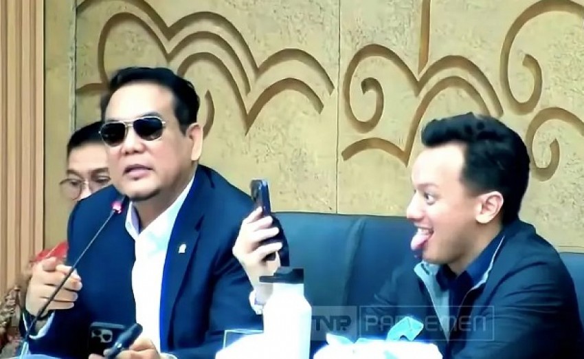 Moreno Soeprapto Kedapatan Video Call Sambil Menjulurkan Lidah Saat Rapat DPR
