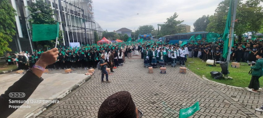 1.200 Pelajar NU Ikuti Kick-Off Hari Santri 2026 di Lamongan