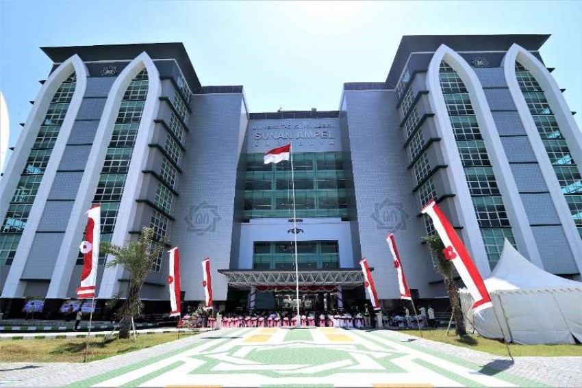 Menag Berhentikan Prof Muzakki sebagai Rektor UIN Surabaya