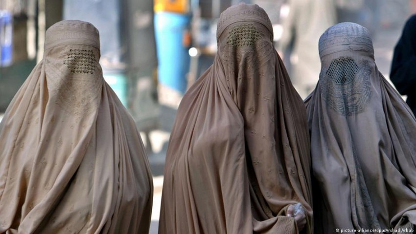 Italia Bakal Larang Burqa dan Niqab di Sekolah, Siswa Asing Juga Dibatasi