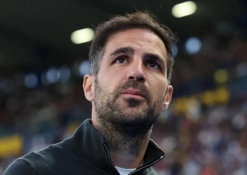 Direktur Barcelona Bicara soal Cesc Fabregas Balik ke Barcelona