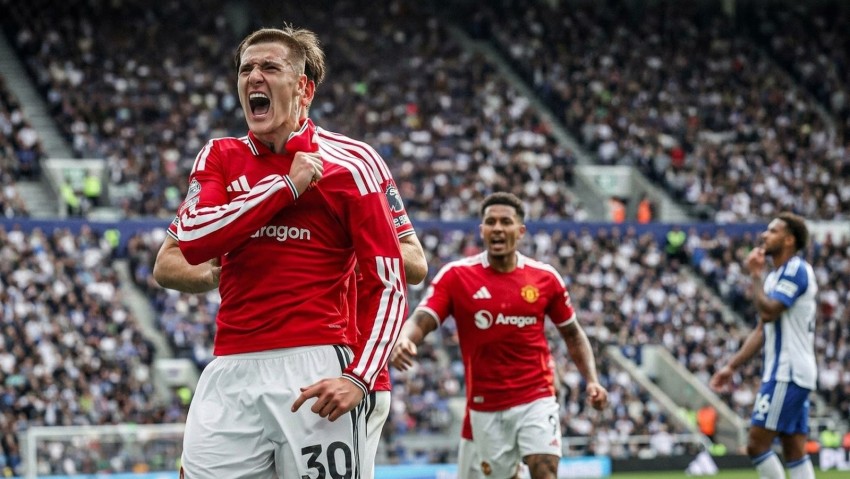 Man Utd Pasang Harga Benjamin Sesko 1,35 Triliun untuk Barcelona dan Juventus