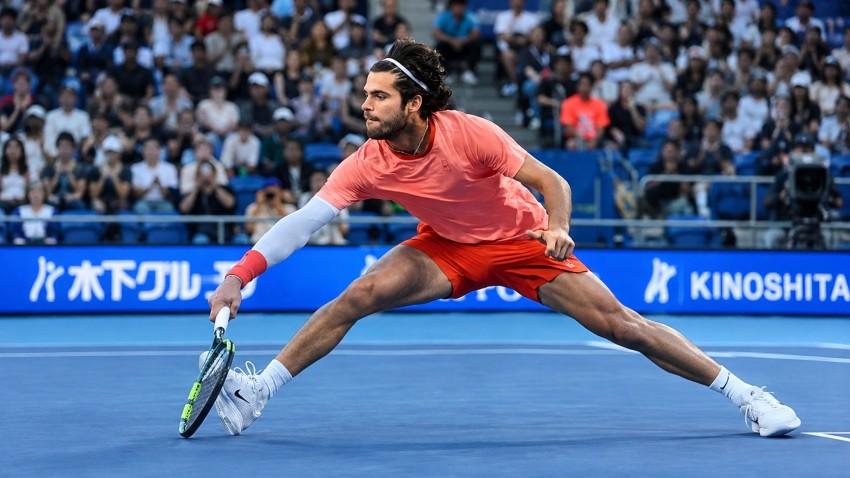 Alcaraz  Kedodoran di Set Pertama Saat Duel Melawan Jaume Munar, Tapi Akhirnya Bangkit dan Lolos ke Final Tokyo Open