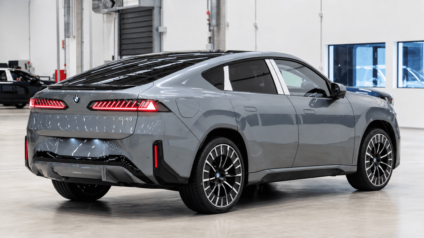 BMW Pamerkan iX4 Baru dalam Video Walkaround
