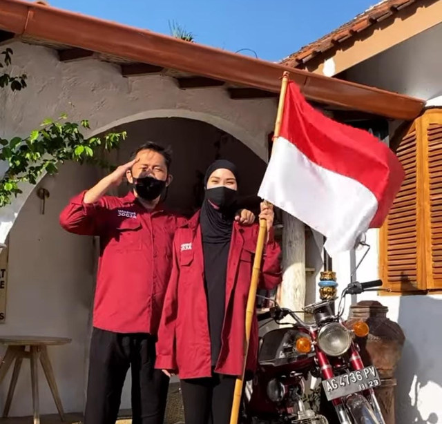 Keseruan Selebritas Indonesia Rayakan HUT Ke-76 RI