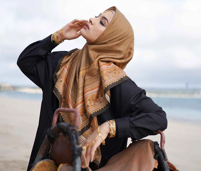 Rilis Lini Hijab Terbaru, Deenay Usung Kehangatan ala Maroko