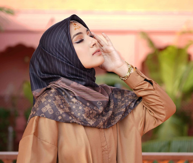 Rilis Lini Hijab Terbaru, Deenay Usung Kehangatan ala Maroko