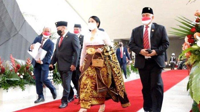 Bukan Payas Agung, Fesyen yang Dikenakan Puan Tetap Dapat Pujian