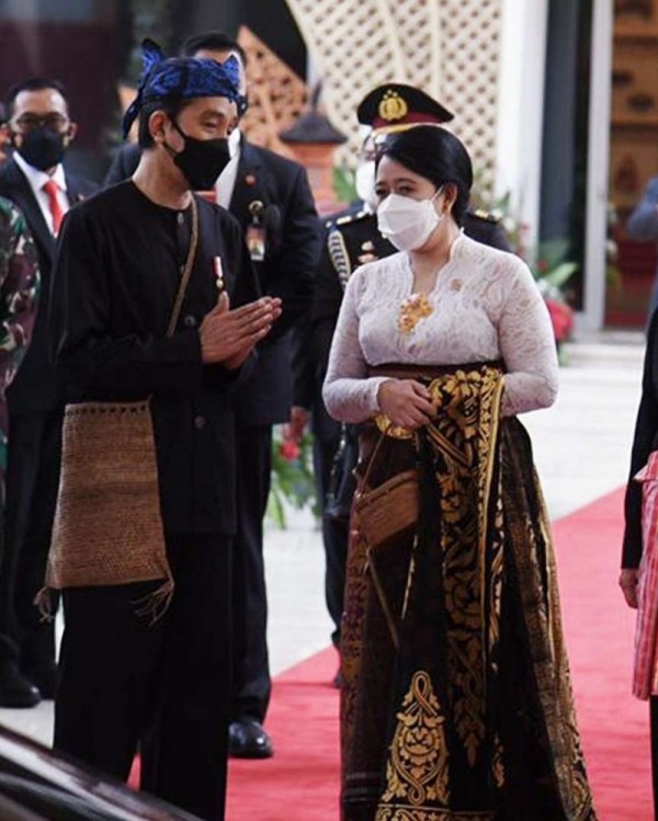 Bukan Payas Agung, Fesyen yang Dikenakan Puan Tetap Dapat Pujian