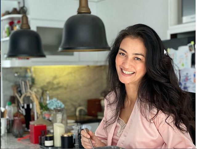 6 Selebritas Ini Bantu Endorsement Gratis Pelaku UMKM
