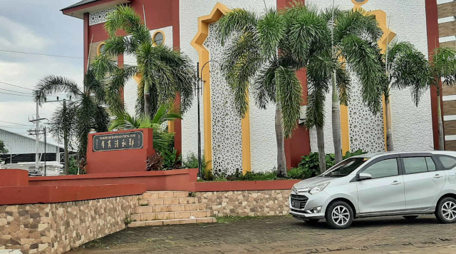Masjid Cheng Hoo Makassar,  Duet Tiongkok dan Timur Tengah Gaya Modern