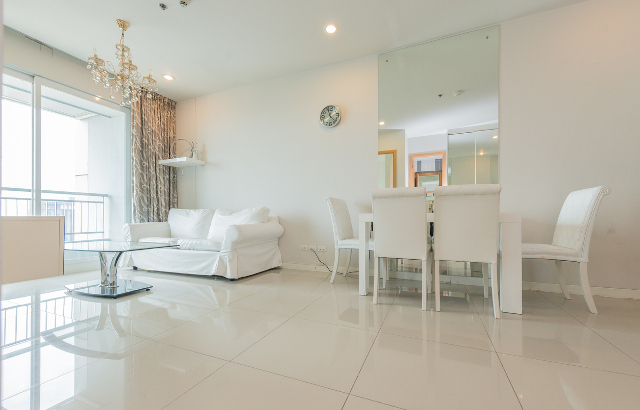 Ketahui Jenis Keramik Lantai dan Kiat Memilihnya