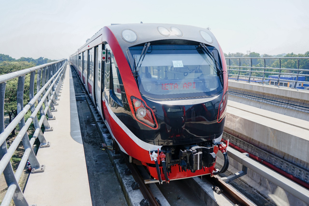 Kabar Gembira, LRT Jabodebek Ditargetkan Operasi Pertengahan 2022
