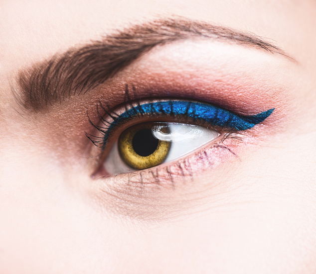 Tetap Tampil Cantik dengan Eye Makeup Meski Bermasker