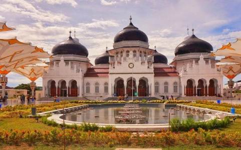 Jadi Unggulan, Ini Destinasi Wisata Halal di Aceh yang Menarik untuk Dikunjungi