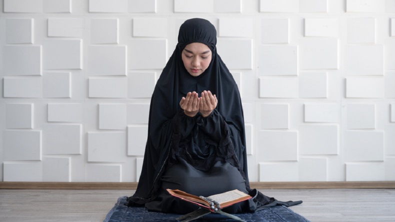 4 Cara Doa Cepat Terkabul, Perhatikan Adab dan Waktu Bermunajat