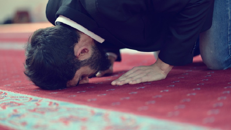 Ruh Orang Meninggal Gentayangan 40 Hari? Ini Fakta dalam Islam