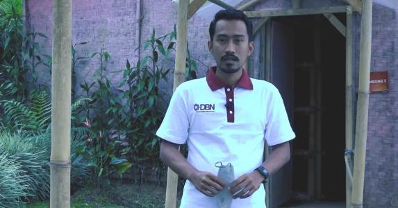 Berbagi Manfaat Budi Daya Jamur Tiram di Daarul Quran Agrotechno
