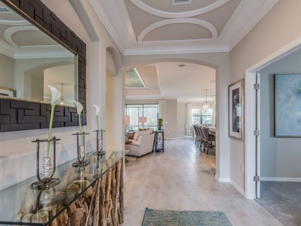 7 Cara Menata Foyer Rumah Terlihat Menarik dan Memberi Kesan Ramah