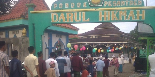 Ragam Cara Unik Santri Rayakan Maulid Nabi, Ada Lomba Sepakbola Durian