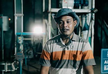 Berawal dari Ngarit, Kini Sukses Kembangkan Pakan Konsentrat Ternak