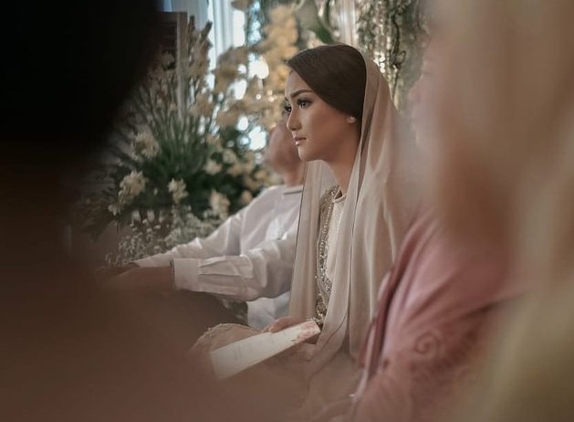 7 Artis yang Gelar Pengajian Jelang Pernikahan, Cantik dengan Kaftan dan Abaya