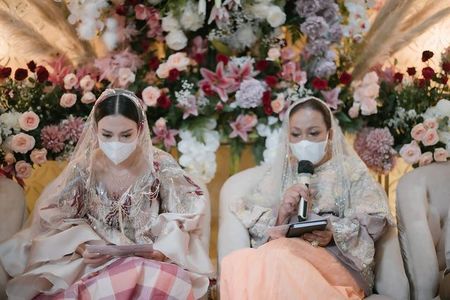 7 Artis yang Gelar Pengajian Jelang Pernikahan, Cantik dengan Kaftan dan Abaya