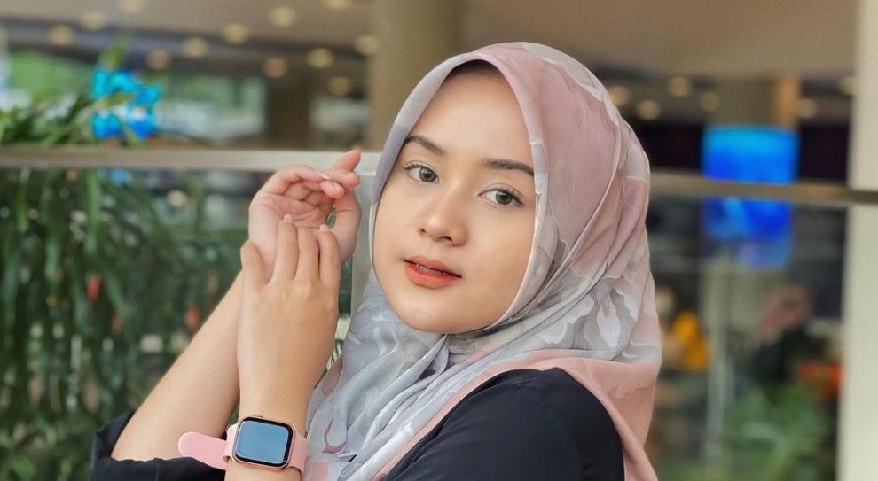 Jangan Asal, Ini 5 Tips Kenakan Hijab Sesuai Bentuk Wajah