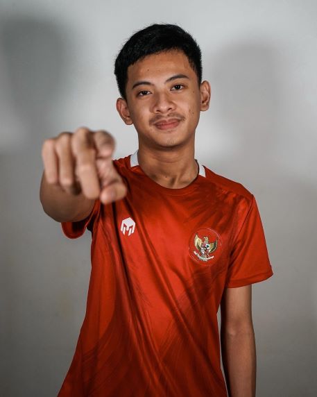 7 Atlet Esport Berprestasi, Nomor 5 Perempuan Cantik