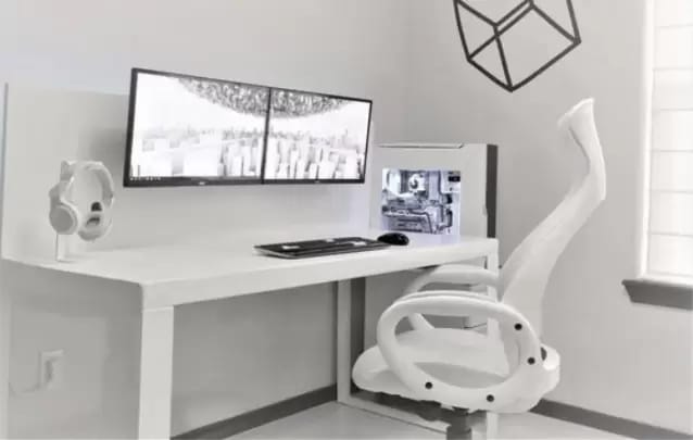 7 Rekomendasi Meja Gaming Keren yang Hemat Tempat