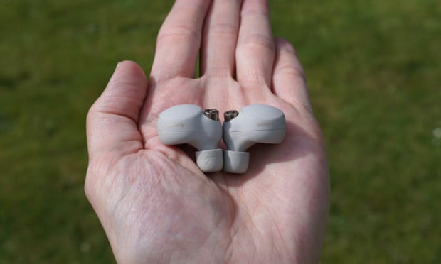 7 Gadget Terbaik Tahun 2021 dari Smartphone Hingga Earbud